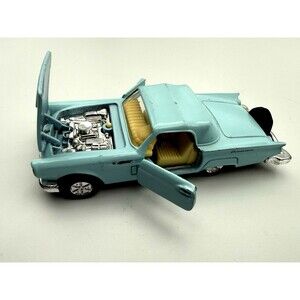 MOTORMAX Ford Thunderbird 1956 1:24 Diecast Car Light Blue Collectors Edition
